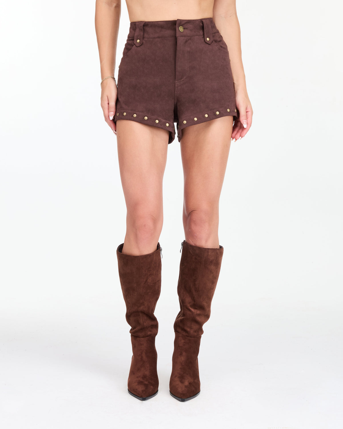 Bets Studded Short - Coffee Bean
