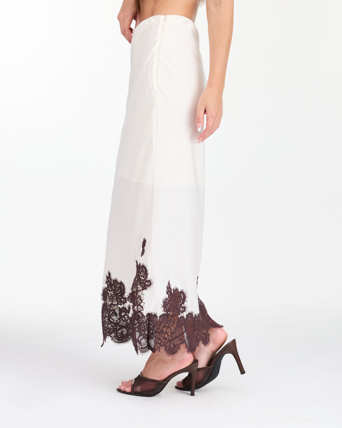 Ivy Embroidered Maxi Skirt - Egret