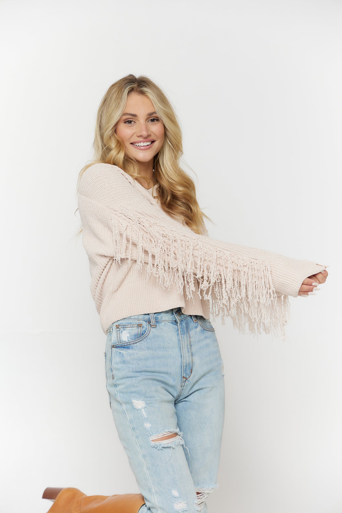 FINLEY CHENILLE FRINGE SWEATER