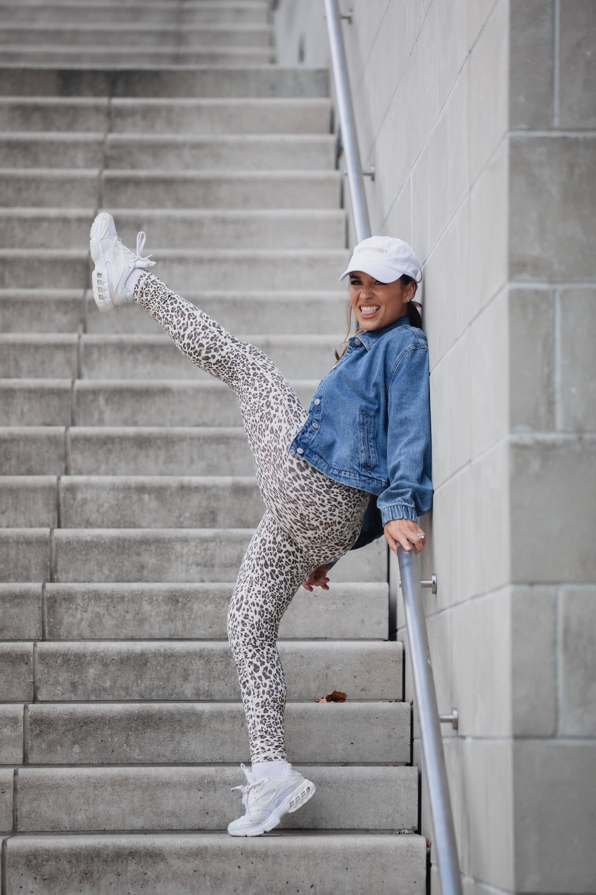 ANIMAL PRINT LEGGINGS