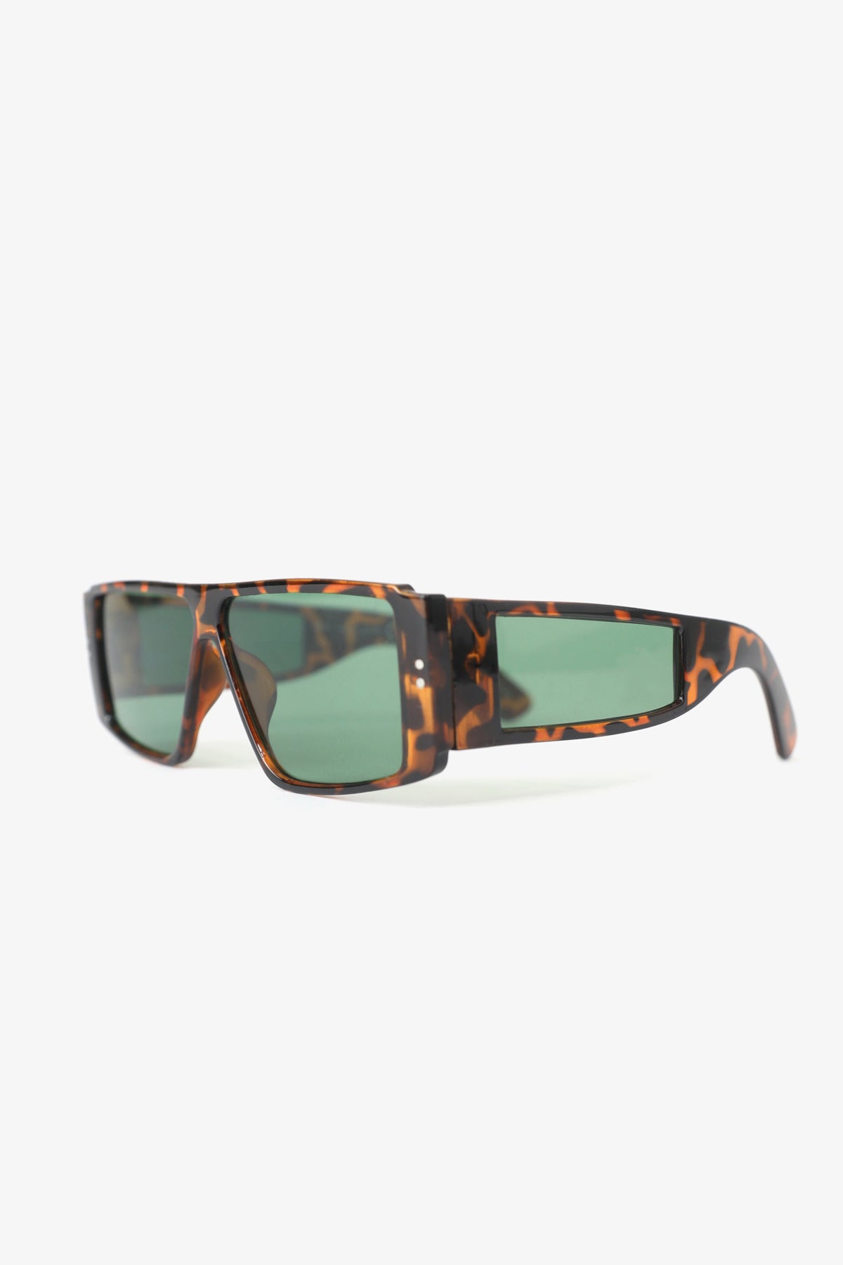 The Junie Tortoise square frame sunglasses.