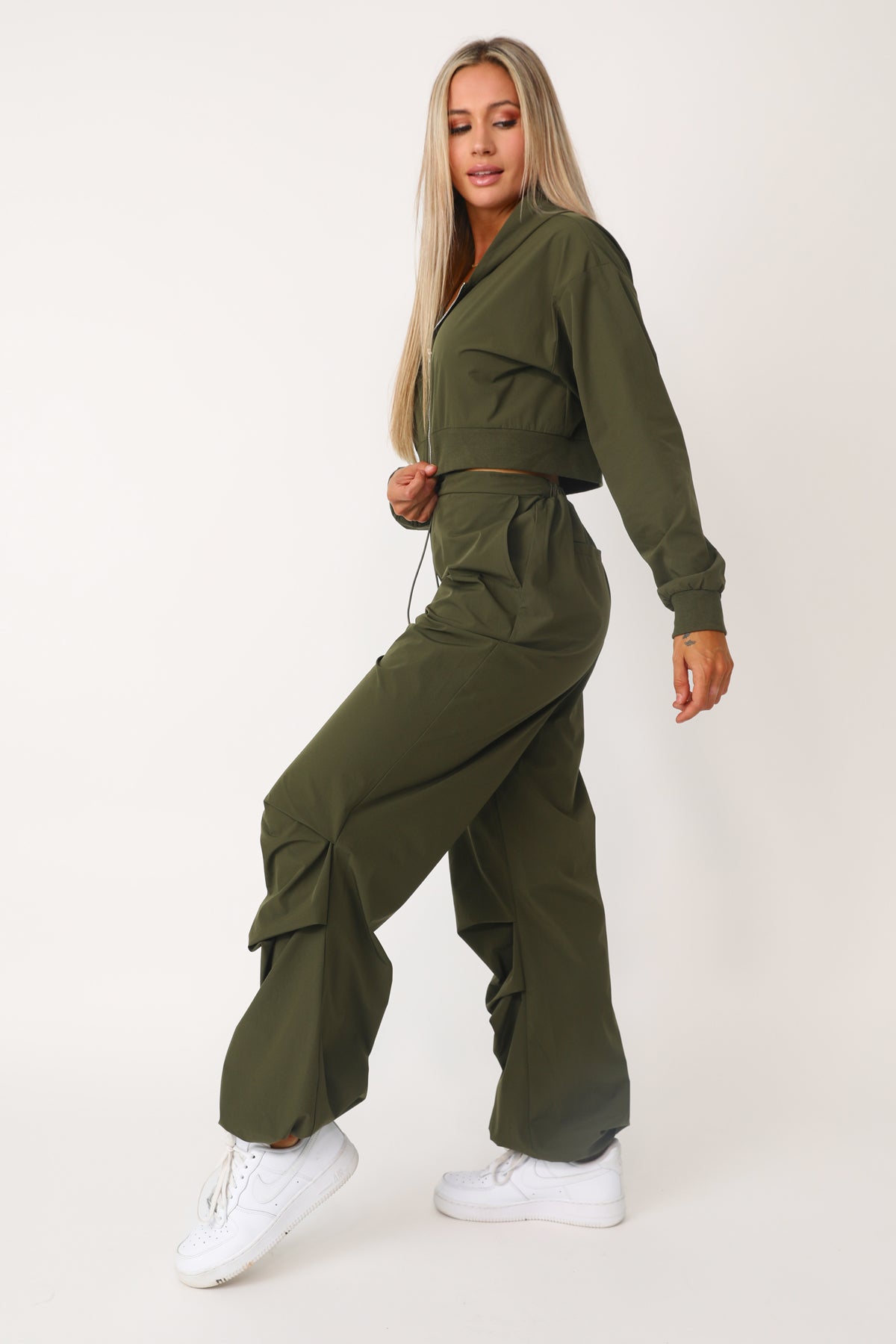 Model wearing the Run Down jogger with bungees.