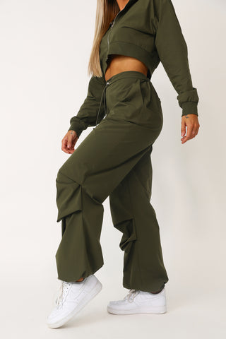 Model wearing the Run Down jogger with bungees.