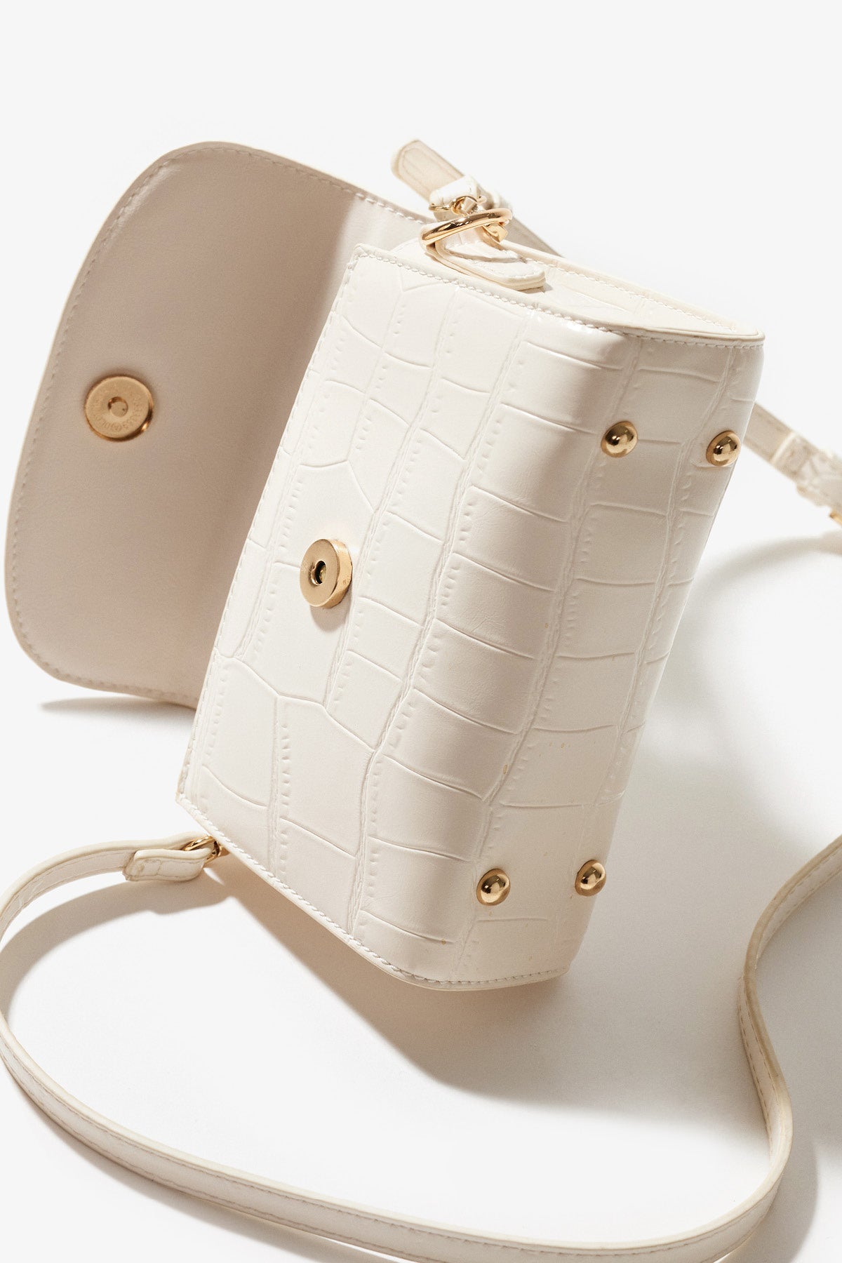 Gold Metallic Bella Clutch | Gold Bridal Purse | Gold Evening Handbag – The  Bella Rosa Collection